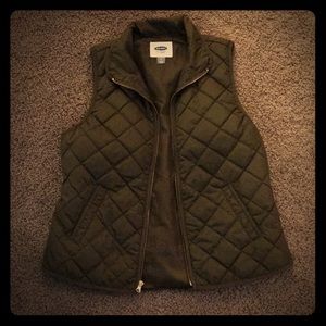 Old Navy quilted vest